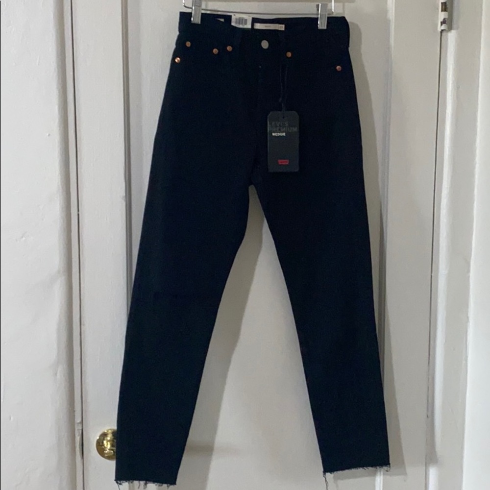Levi’s Wedgie Black Distressed Jeans 25